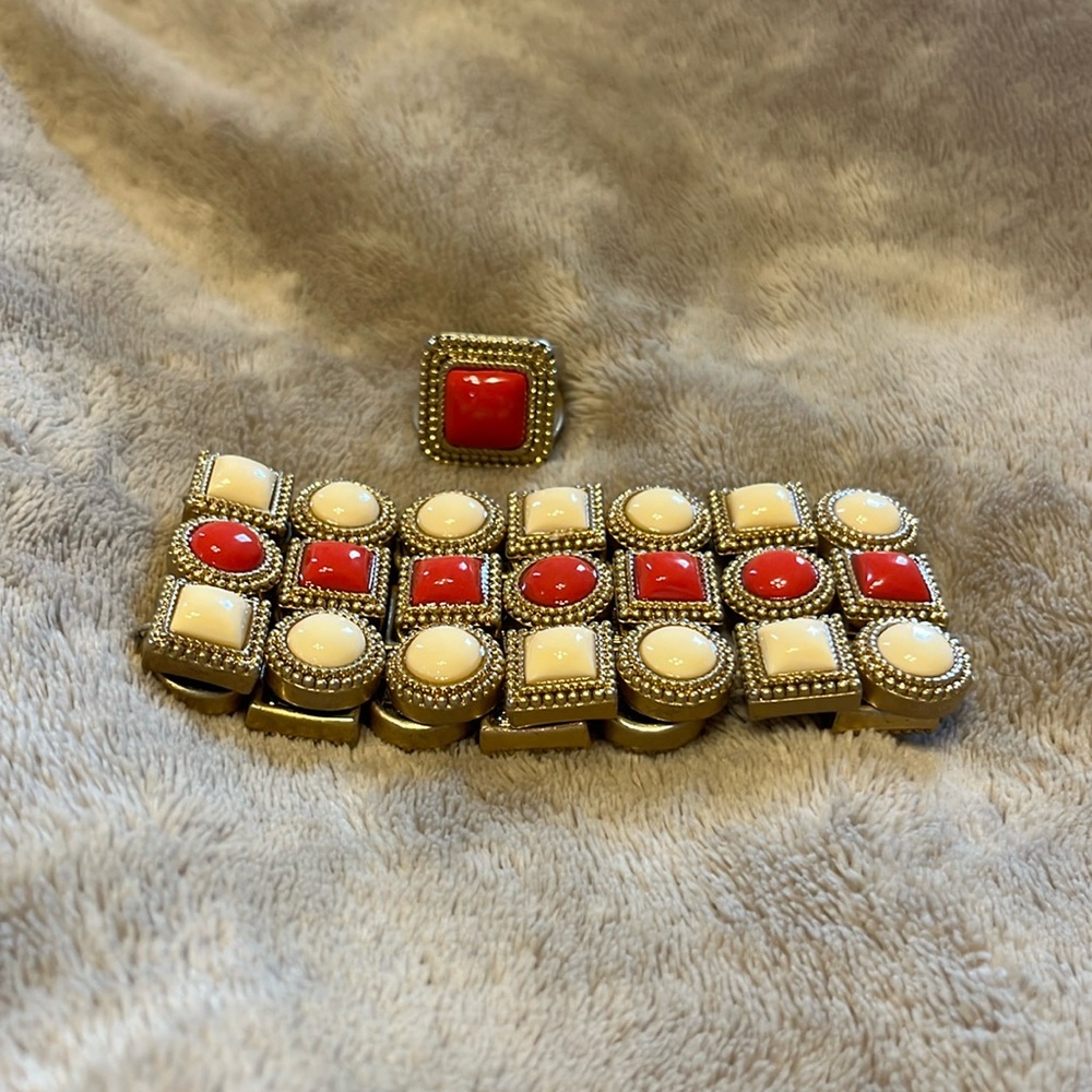 Lia Sophia bracelet and ring set